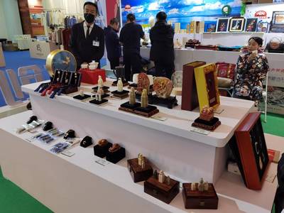 赤峰文旅閃耀“赤峰好物進北京”活動，文化用品盡顯民族魅力